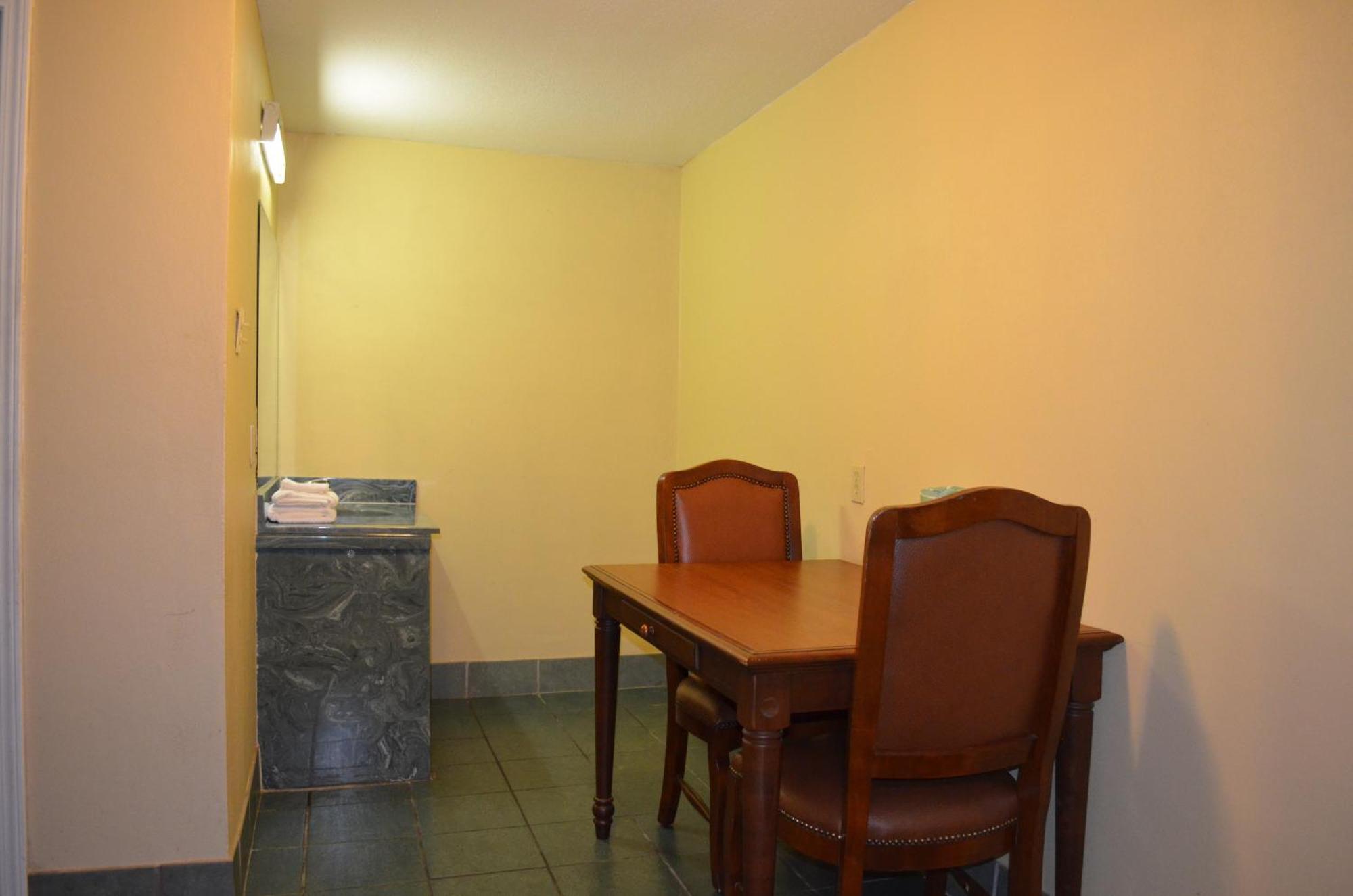 Economy Inn New Orleans Arabi Bagian luar foto
